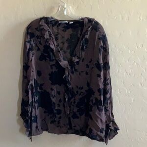 Chicos Back and brown feminine blouse‎